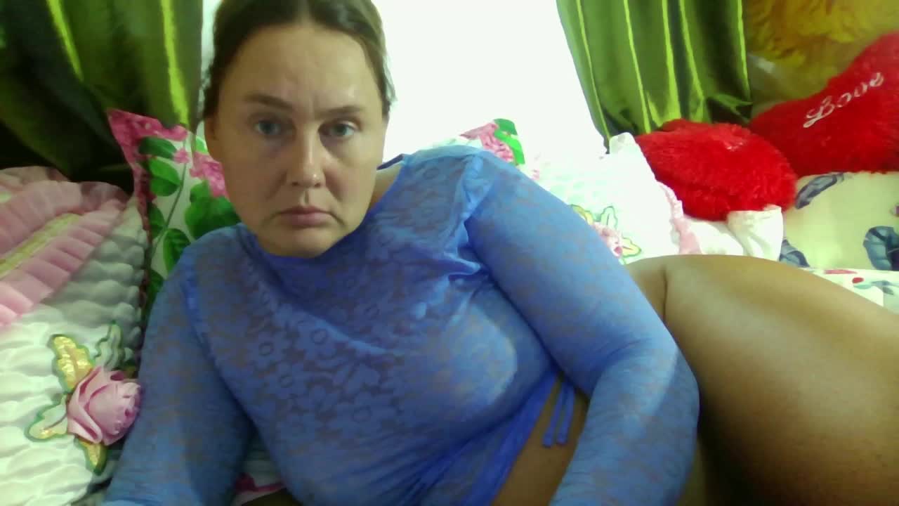 Aktriska Live Sex December 15, 2025