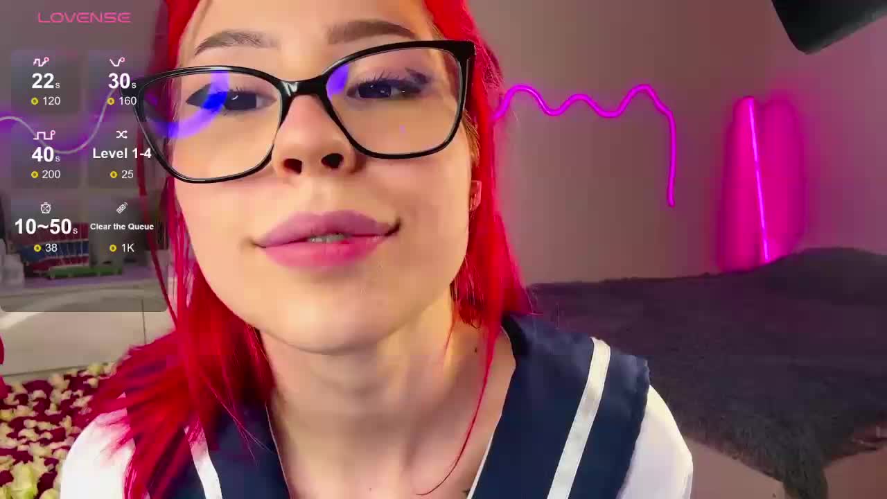 Aliisss Live Sex December 17, 2025