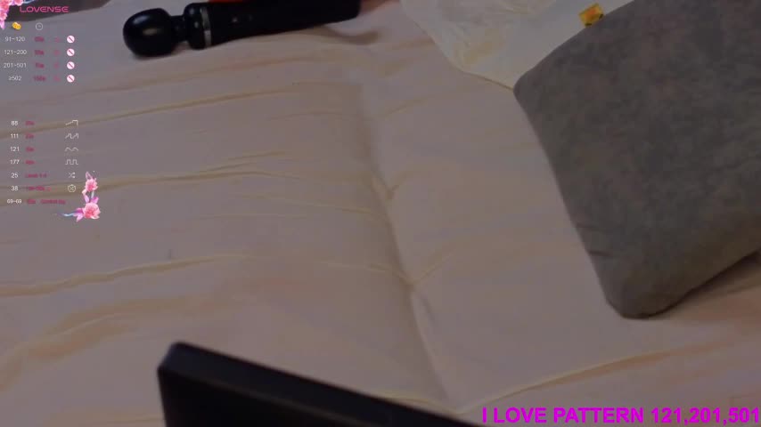 Hollara_Bangg Live Sex December 14, 2025