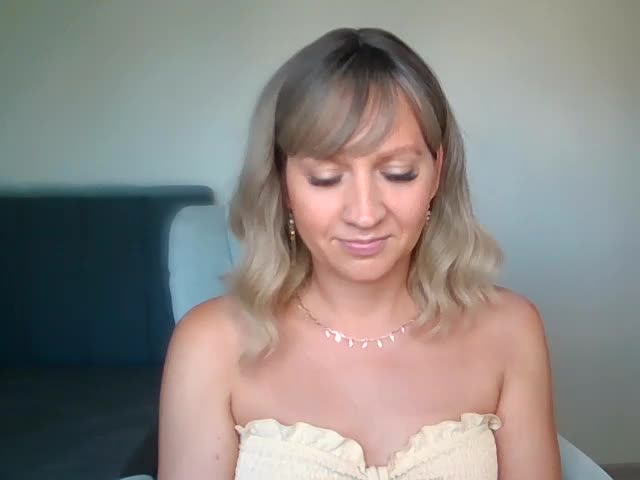 Florina-lu Live Sex December 13, 2025