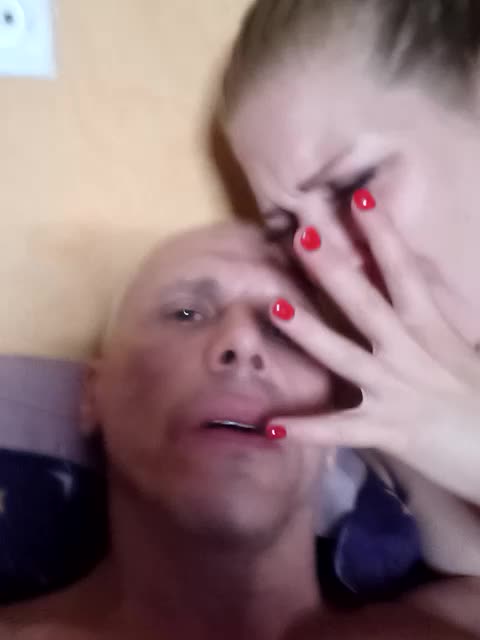 Aleksa26 Live Sex December 13, 2025