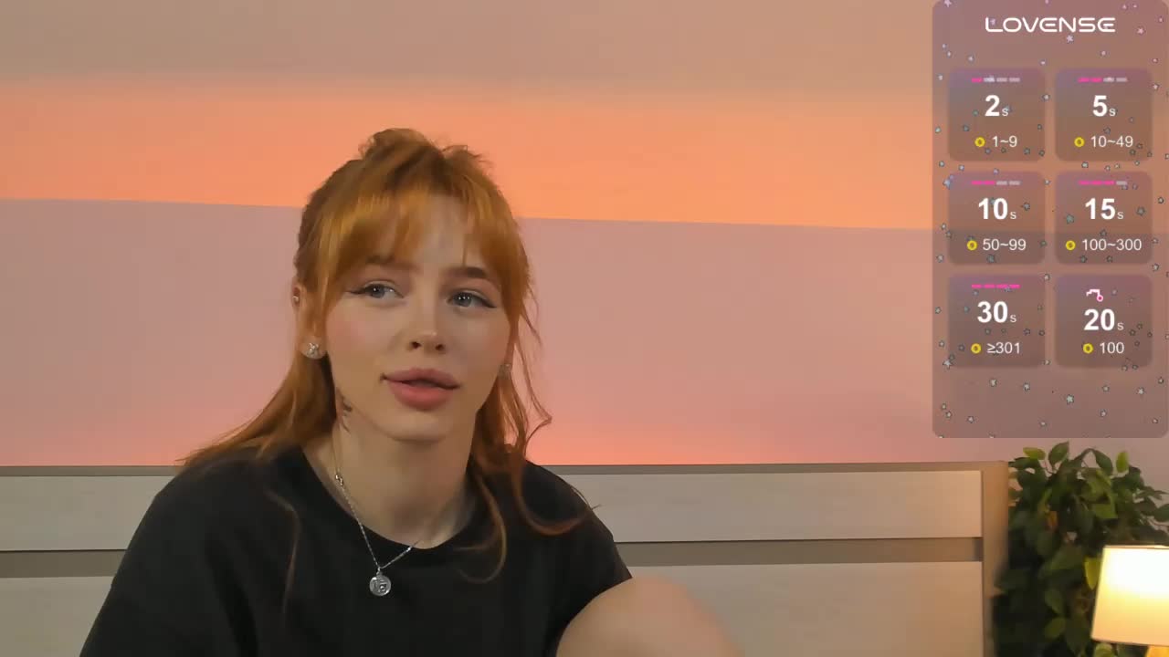 Phoenix_Margo Live Sex December 17, 2025