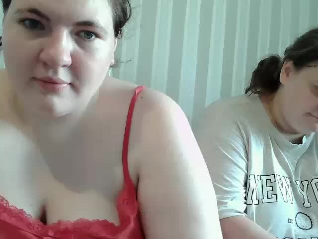 HollyXEva Live Sex December 13, 2025