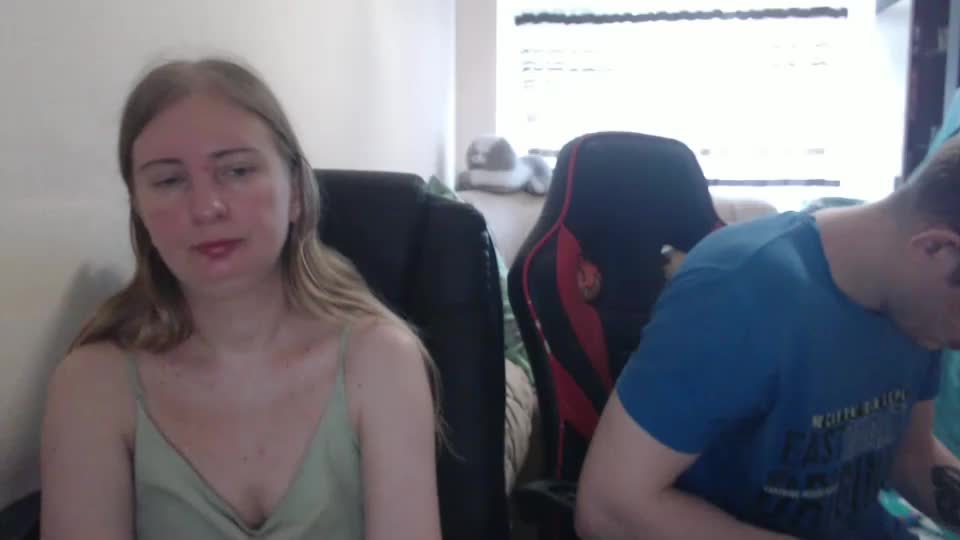 jenisandpeter Live Sex December 13, 2025