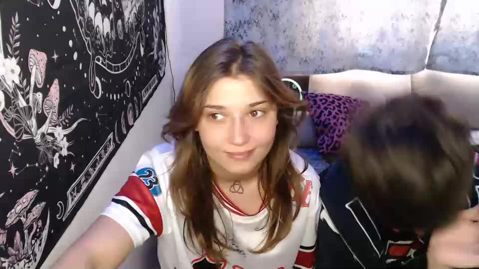 aliens4twenty Live Sex December 14, 2025