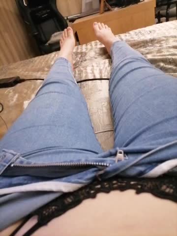 -Tiffany- Live Sex December 13, 2025