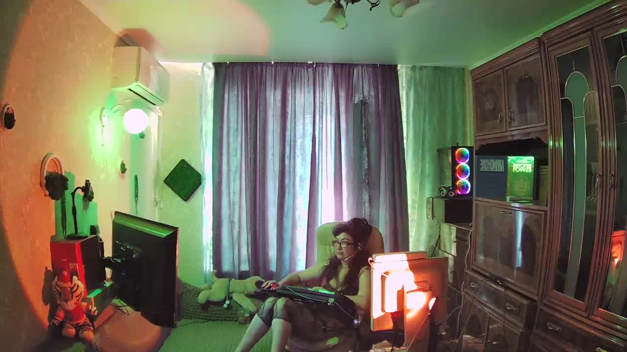 Infodar Live Sex December 13, 2025