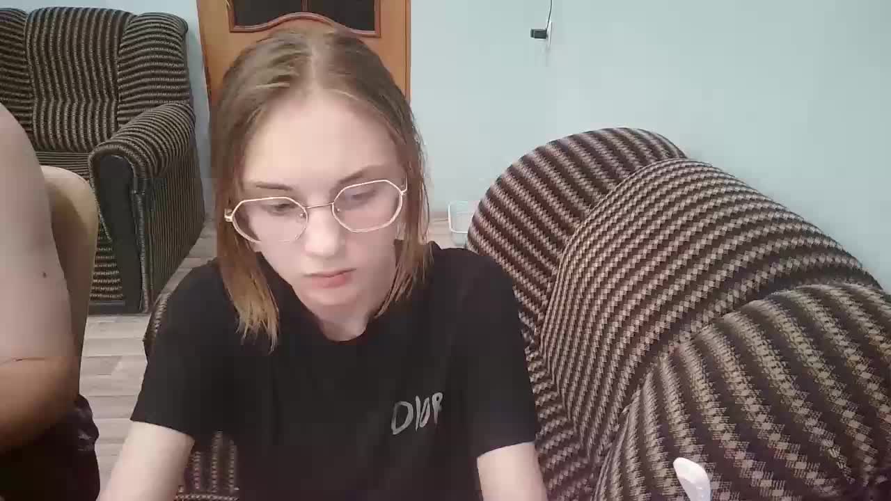 emolina Live Sex December 13, 2025