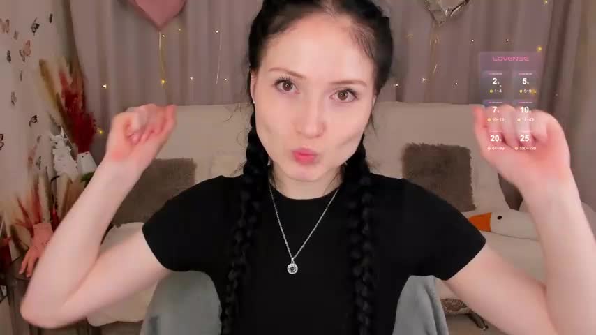 LisaMooore Live Sex December 13, 2025