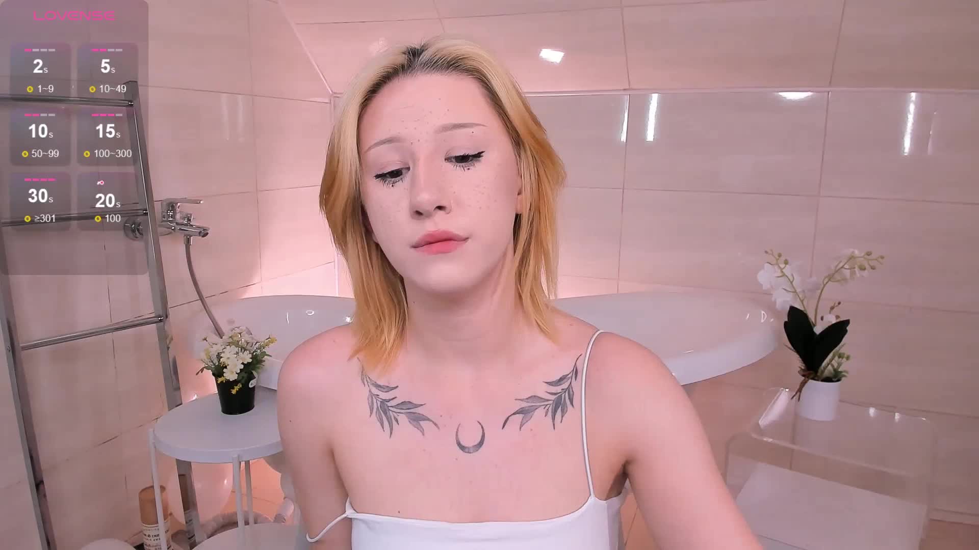 Necucubi Live Sex December 13, 2025