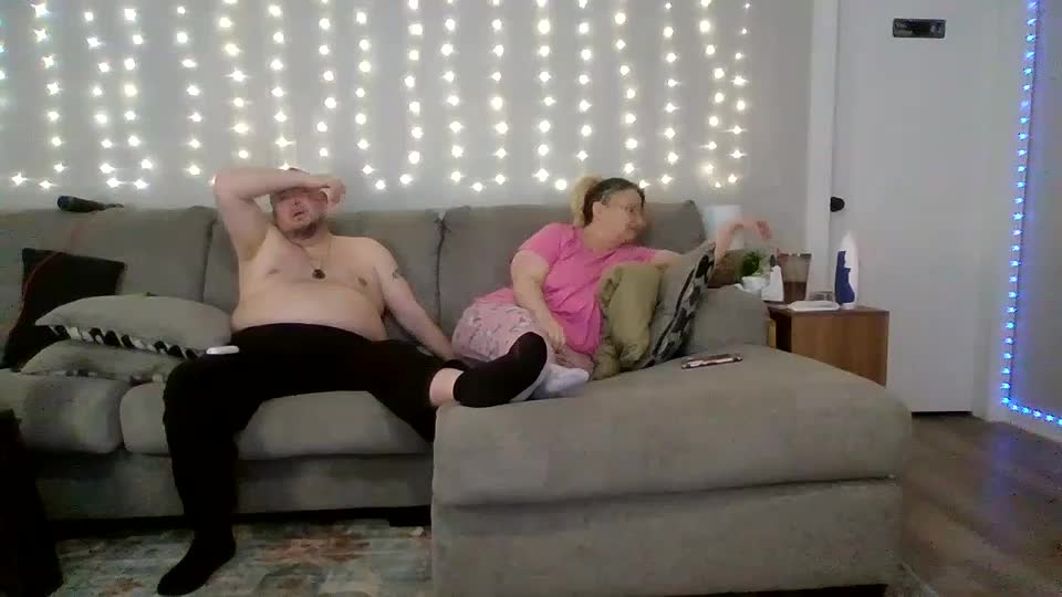 victoriaandjesse Live Sex December 17, 2025