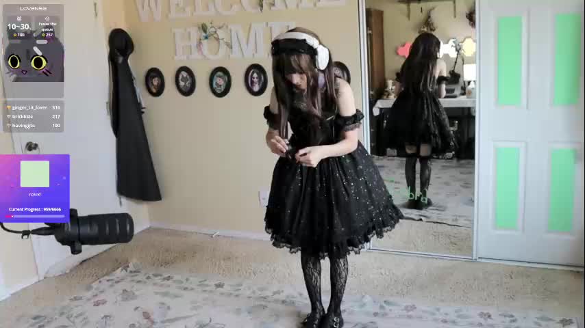 archancel Live Sex December 14, 2025