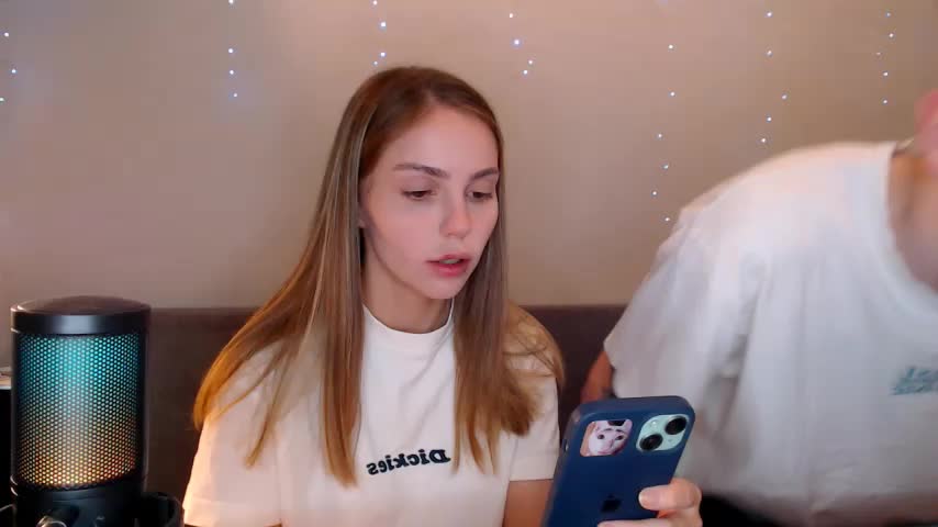 juliaanddima Live Sex December 15, 2025