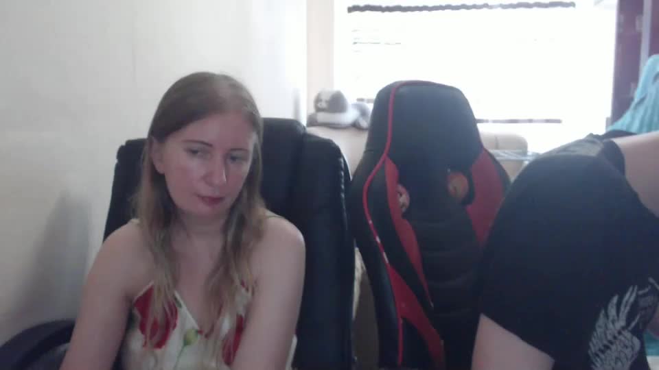 jenisandpeter Live Sex December 13, 2025