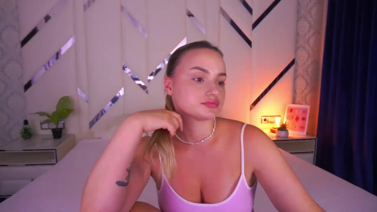 FloraGreys Live Sex December 13, 2025