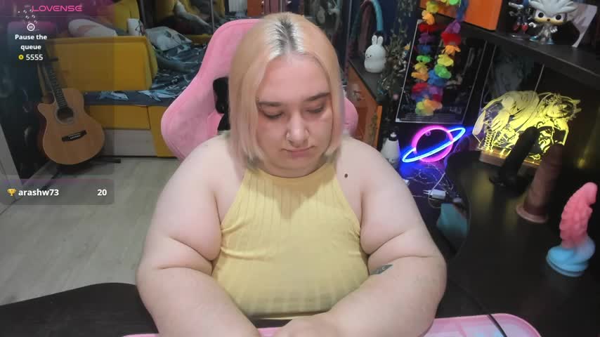 Softie_Sofy Live Sex December 13, 2025