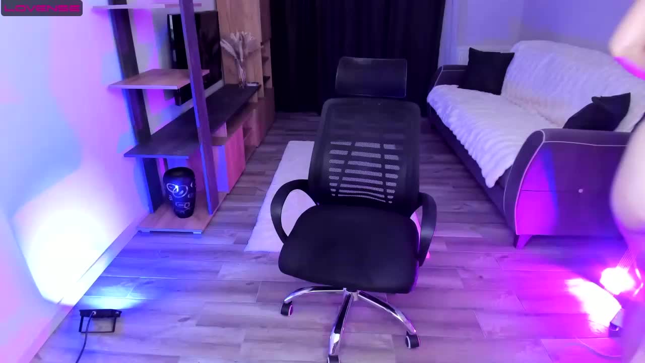 StrippingLady Live Sex December 13, 2025