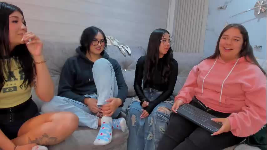 meredith_spencer Live Sex December 13, 2025