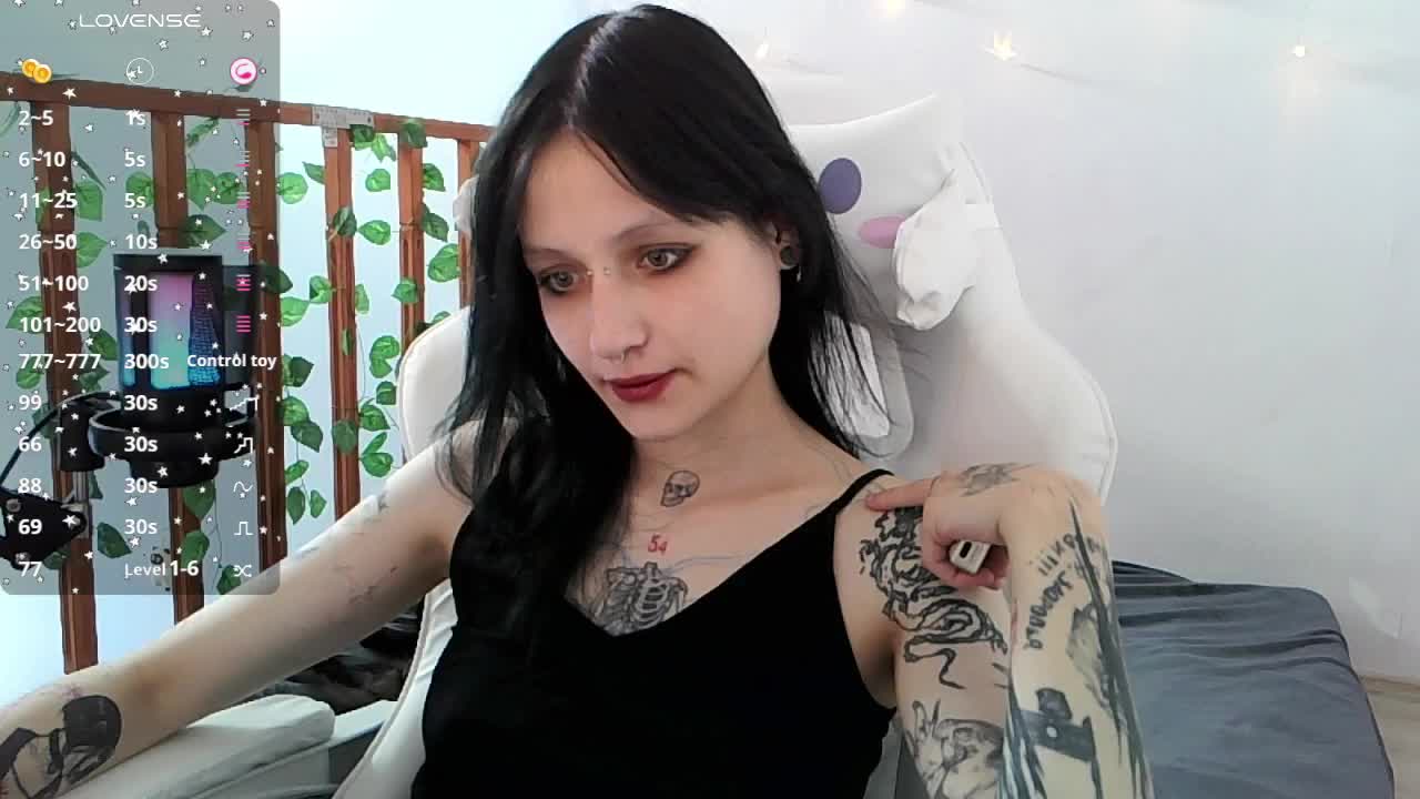 EsterErdmond Live Sex December 13, 2025