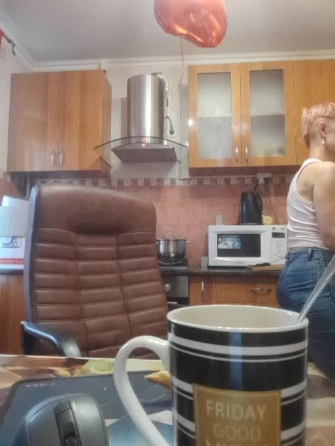 N-I-M-F-O-M-A-N-K-A Live Sex December 17, 2025