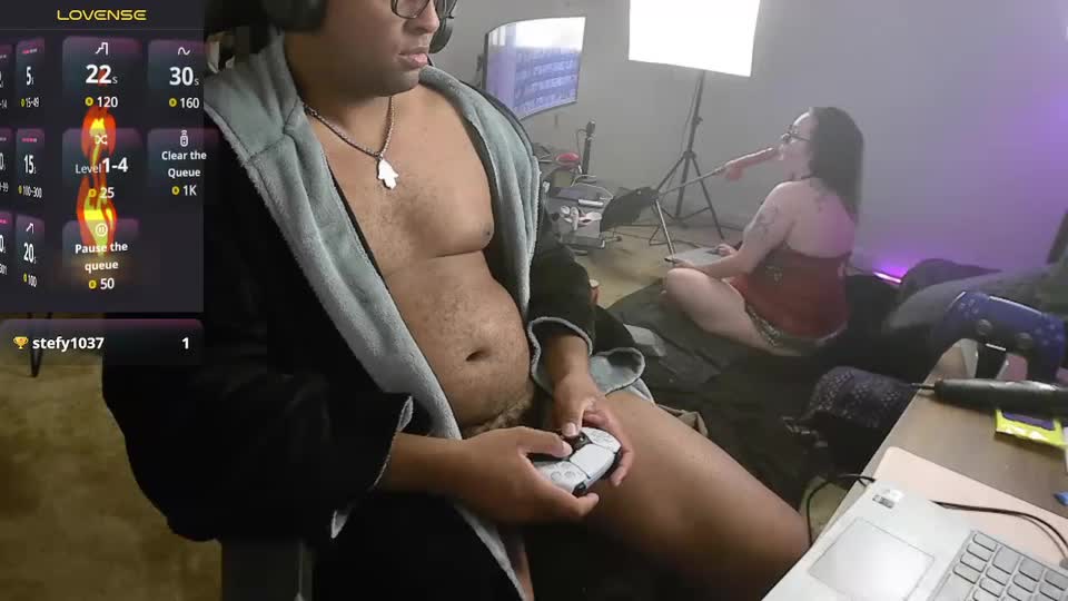 smoothj2015 Live Sex December 14, 2025