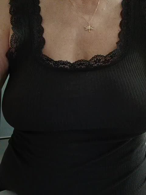 Tata42 Live Sex December 13, 2025