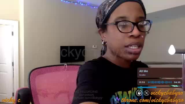 viiickyyy Live Sex December 13, 2025