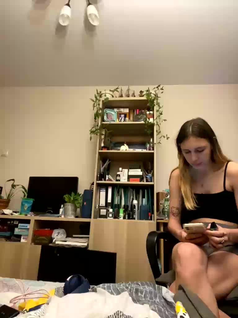 lina_wap Live Sex December 19, 2025