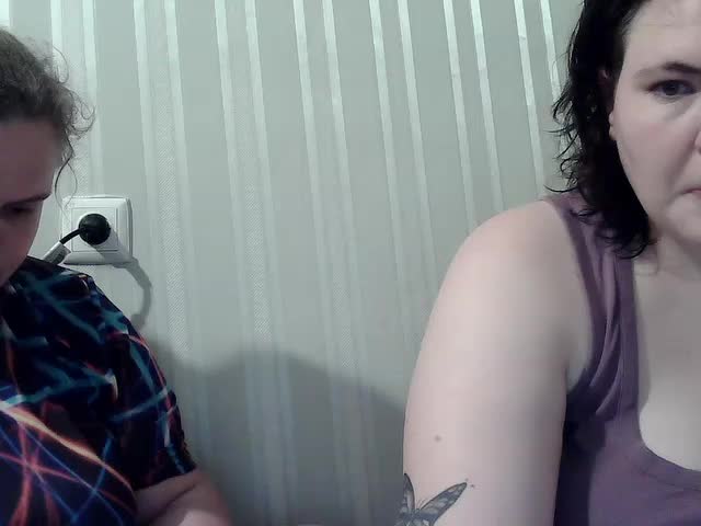 HollyXEva Live Sex December 14, 2025