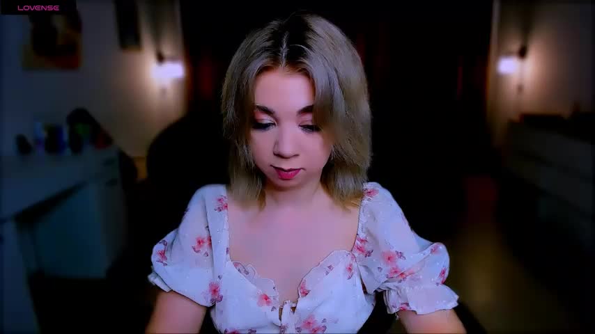 littleSiyfairy Live Sex December 13, 2025