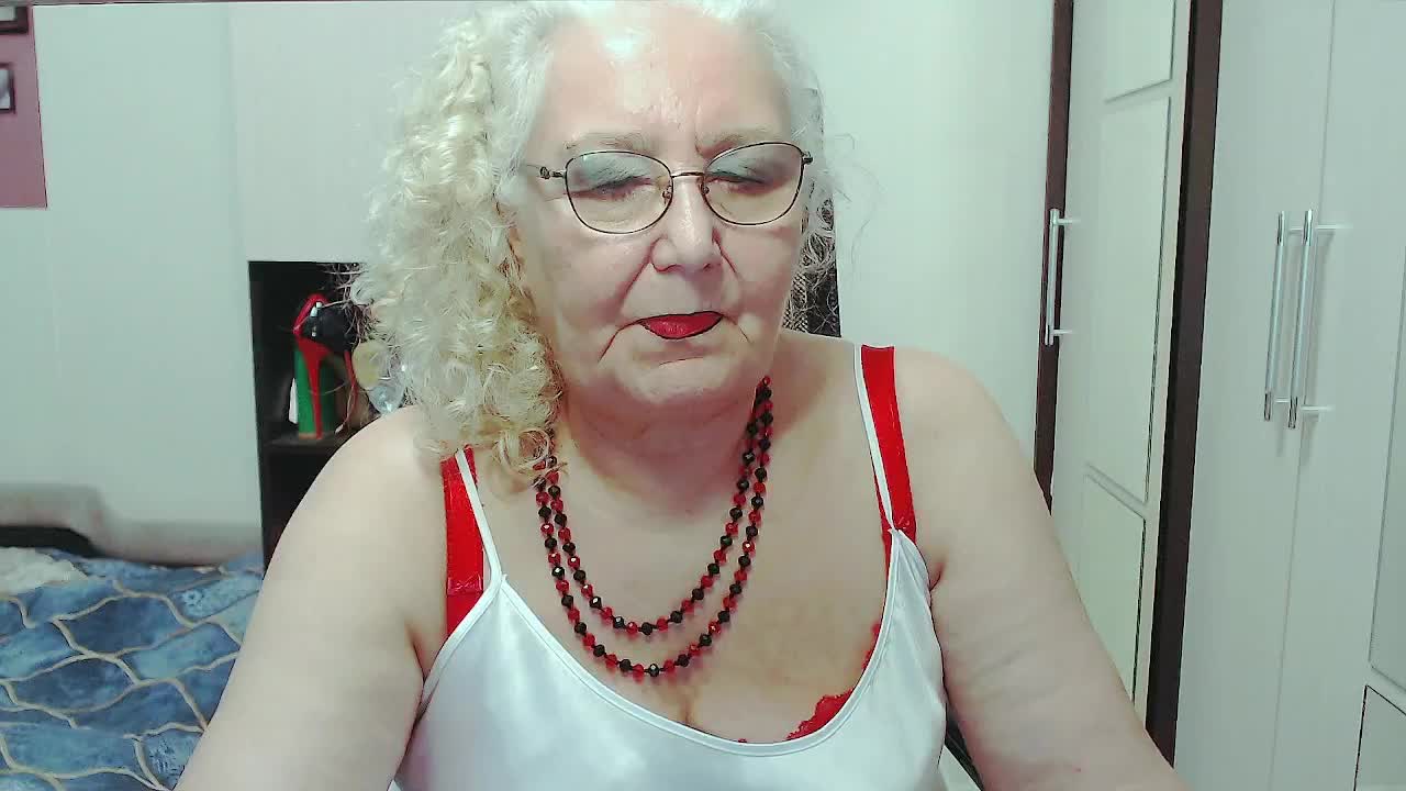 GrannyWants Live Sex December 17, 2025