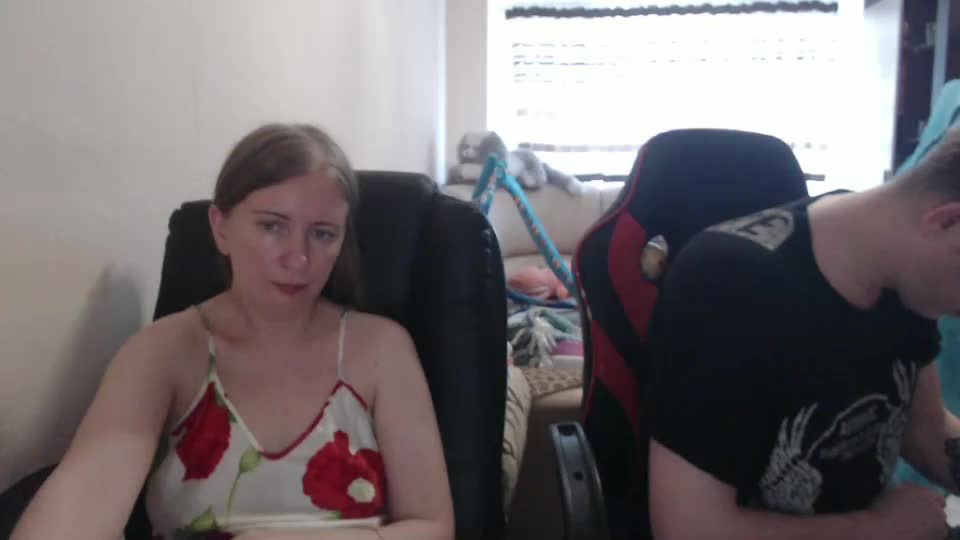 jenisandpeter Live Sex December 13, 2025