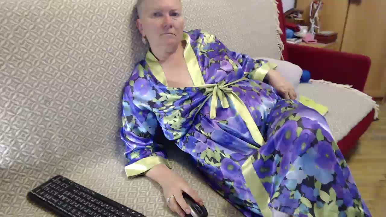 lisaEmersson Live Sex December 14, 2025