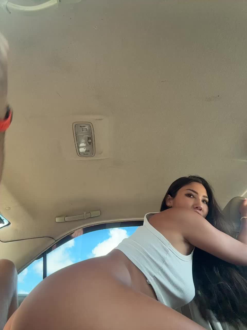 lean-lie Live Sex December 17, 2025