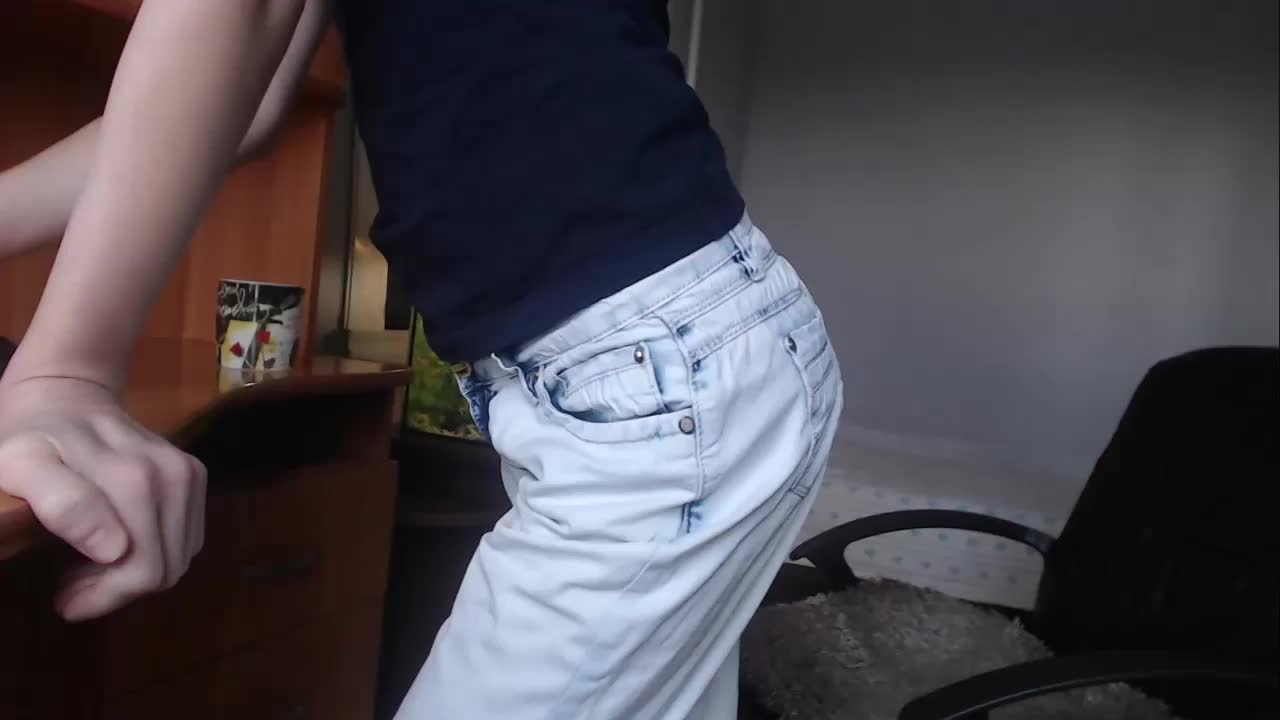 Ameliya_ Live Sex December 13, 2025