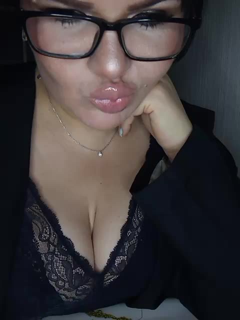 Brunetochkaaa Live Sex December 13, 2025