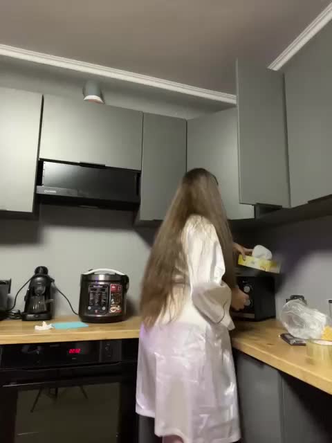 Potifays Live Sex December 14, 2025