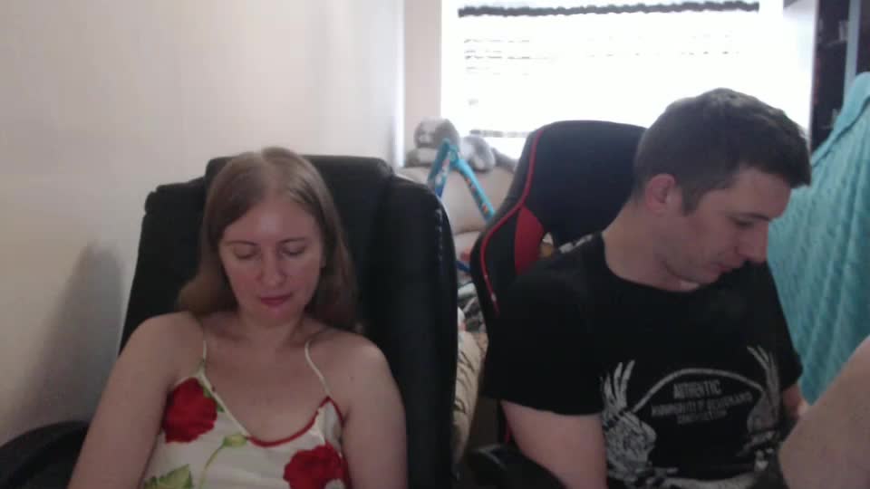 jenisandpeter Live Sex December 13, 2025