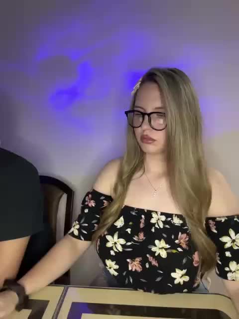 Cris_Mi Live Sex December 15, 2025