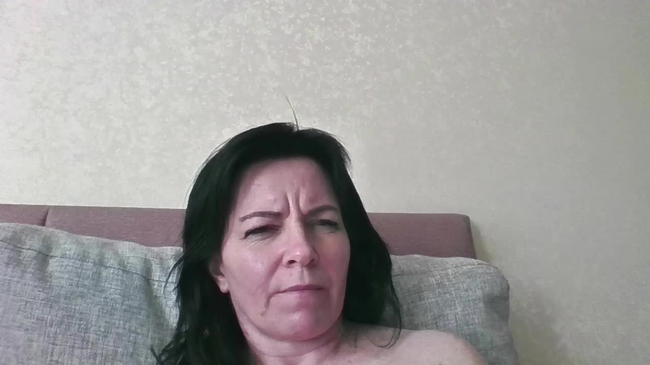 Yuliaa318 Live Sex December 17, 2025