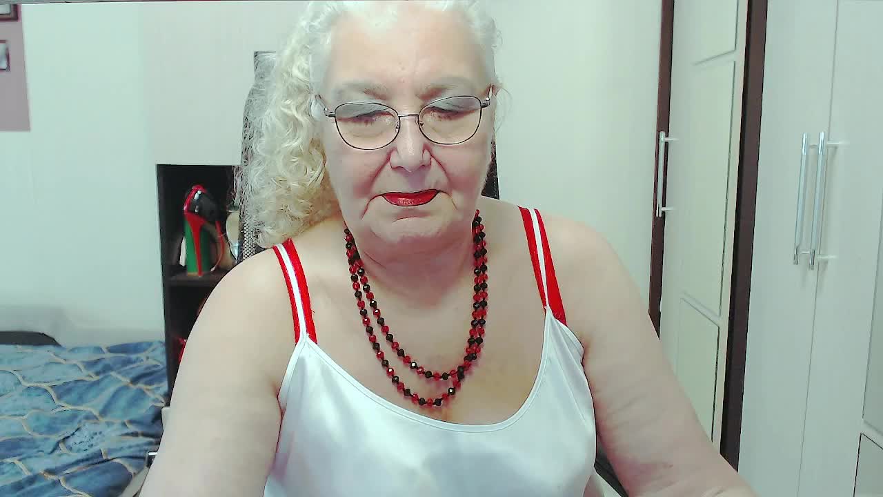 GrannyWants Live Sex December 17, 2025