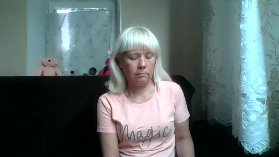 sakura_blonde Live Sex December 17, 2025