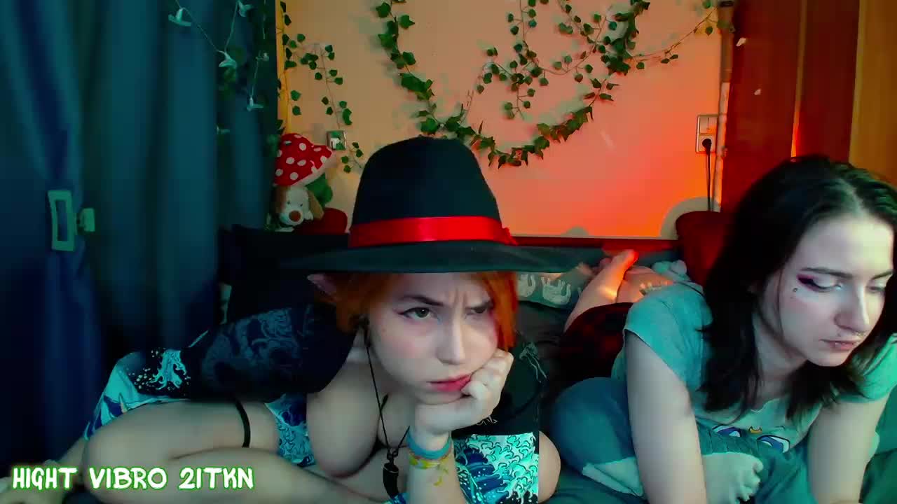 Tricky_Kitsune Live Sex December 15, 2025