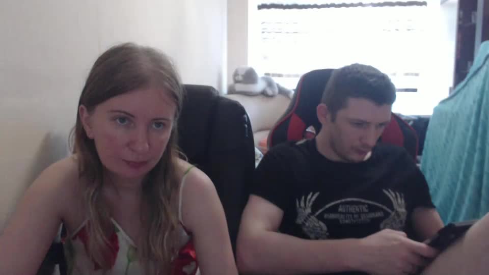 jenisandpeter Live Sex December 13, 2025