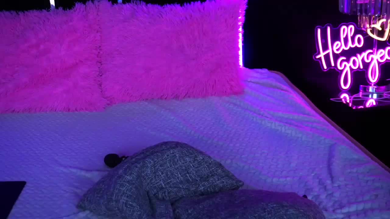 MysticGrace Live Sex December 18, 2025