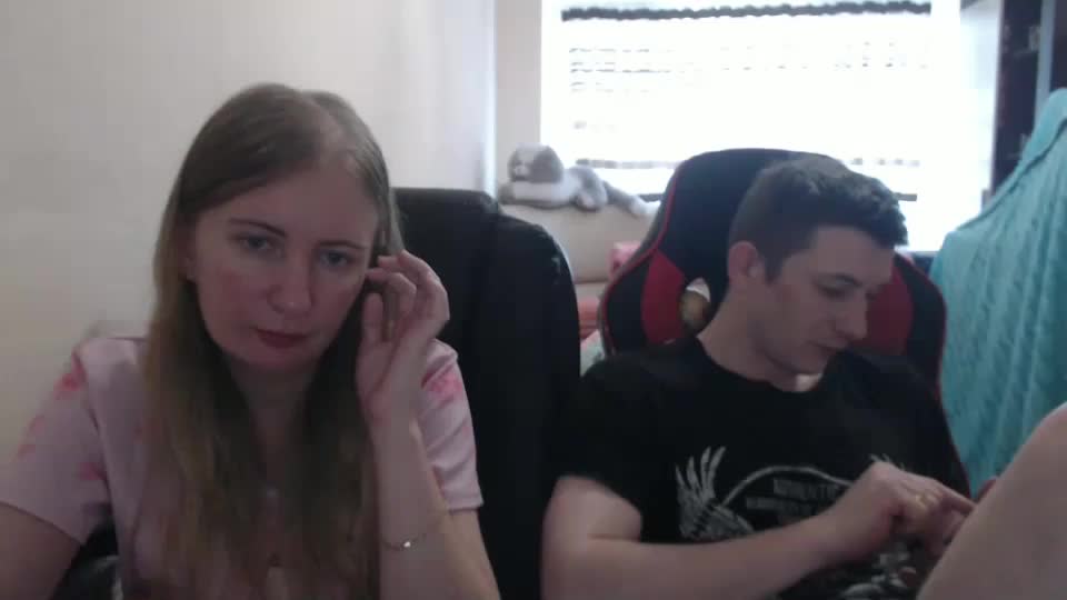 jenisandpeter Live Sex December 13, 2025