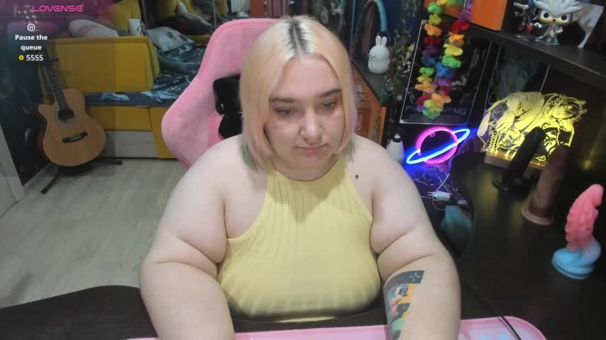 Softie_Sofy Live Sex December 13, 2025