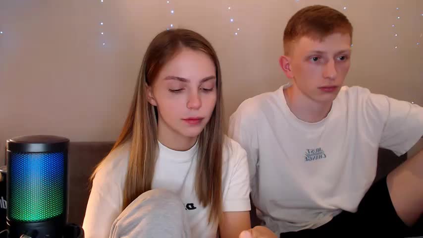 juliaanddima Live Sex December 15, 2025