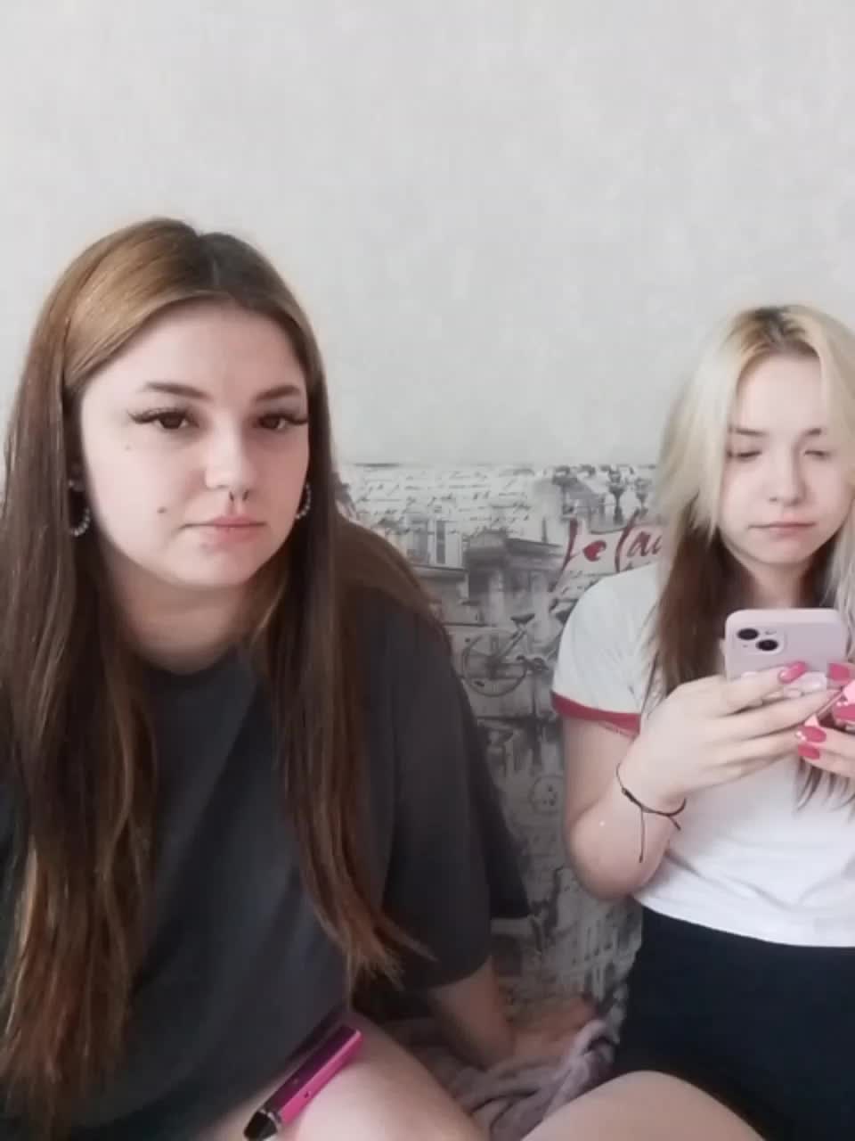 cutesmiles Live Sex December 17, 2025