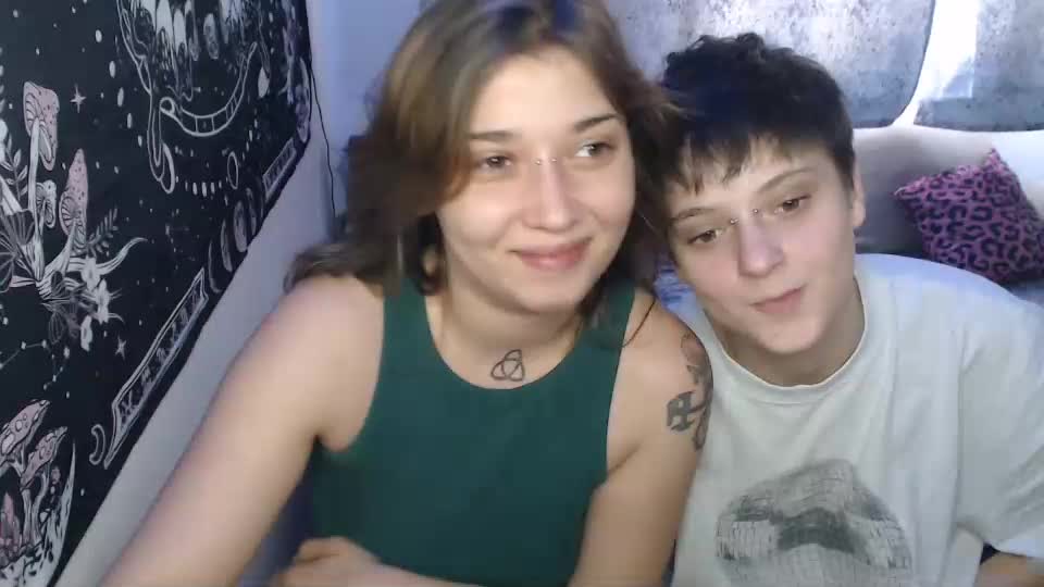 aliens4twenty Live Sex December 14, 2025